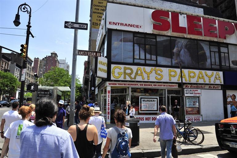 Gray's Papaya in New York