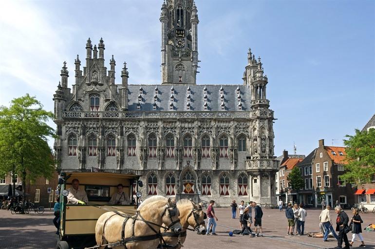 Groter Marktplatz von Middelburg
