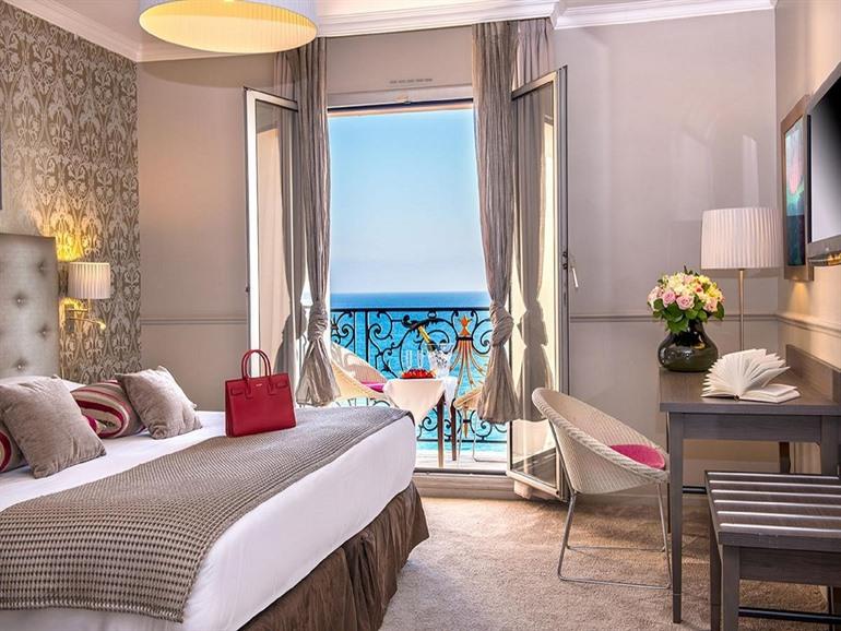 Hotel Le Royal Promenade des Anglais