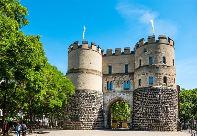 Hahnentor in Köln, Deutschland