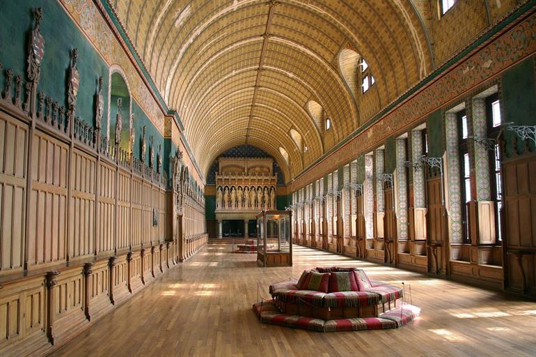 Halle der Ritter im Schloss Pierrefonds, Frankreich, Picardie