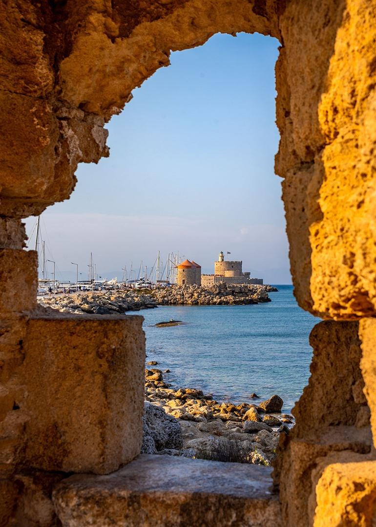 Hafen von Mandraki, Rhodos