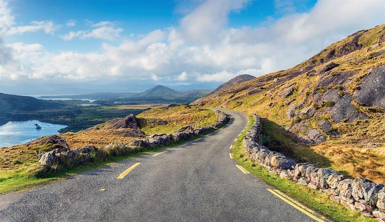 Healy Pass durch die Caha-Bergkette, Irland