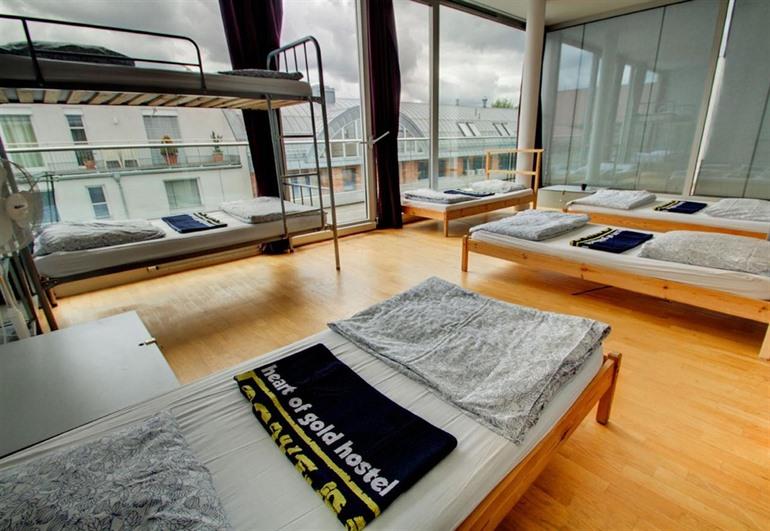 Herz aus Gold Hostel