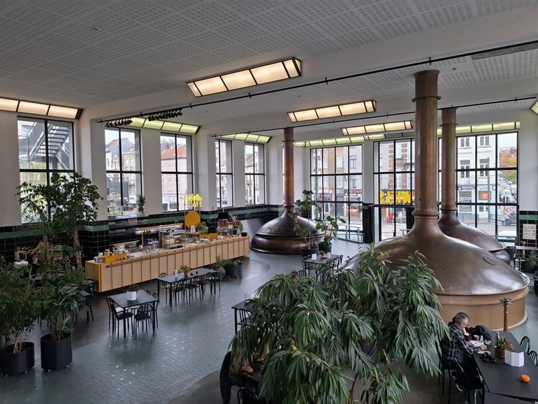 Zeitgenössische Kunst in der alten Brauerei Wielemans-Ceuppens, Vorst