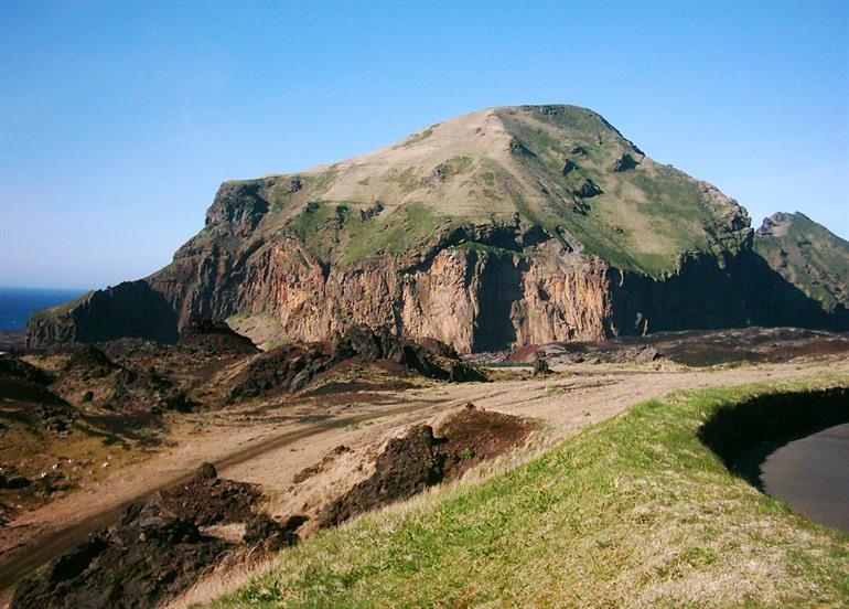 Heimaklettur, Island