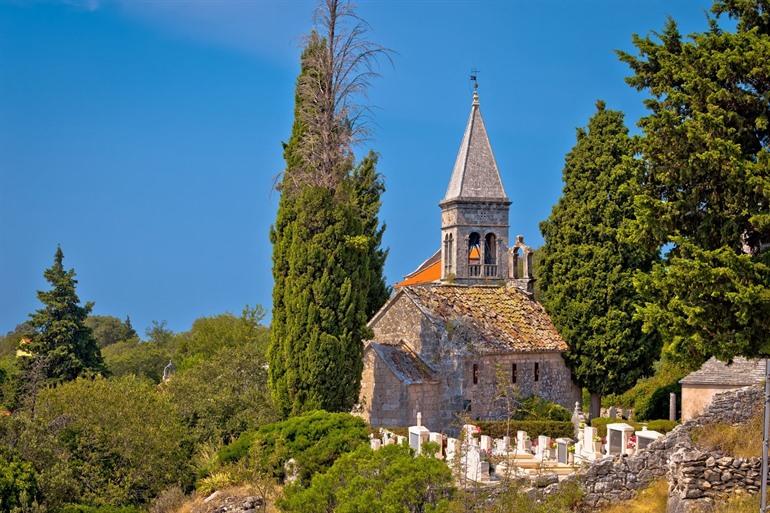 Das kleine Dorf Skrip auf Brač