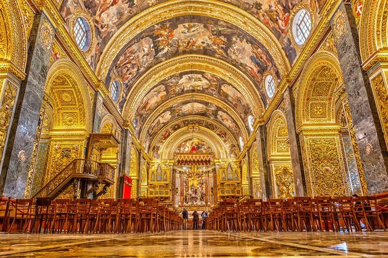 Das Innere der beeindruckenden St. Johannes-Kathedrale in Valletta