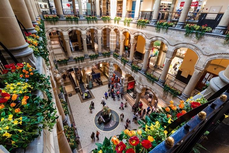 Der Magna Plaza Amsterdam