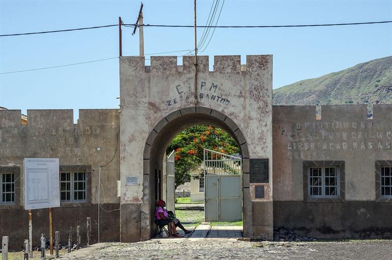 Das Konzentrationslager Tarrafal auf der Insel Santiago
