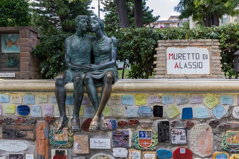 Das verliebte Paar bei Il Muretto, Alassio, Ligurien