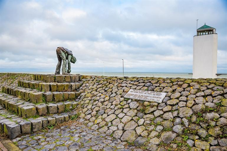 Das Vlietermonument an der Afsluitdijk