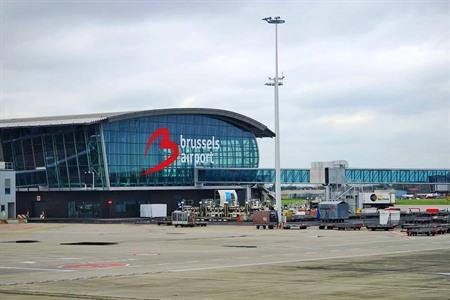 Wie kommt man vom Flughafen Brüssel ins Stadtzentrum?