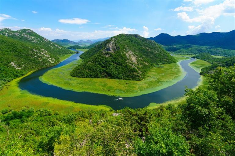 Hufeisenbieg bei Skadarsee, Montenegro