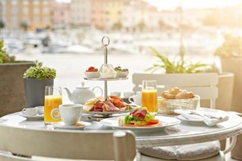 Hotel Adriatic buchen