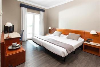 Hotel Astari buchen