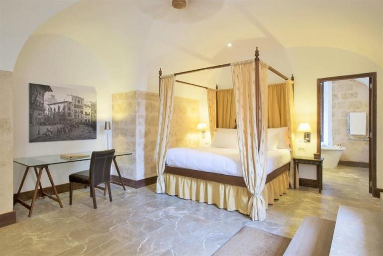 Hotel Cap Rocat buchen