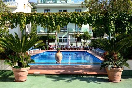Zentralhotel in Sorrento buchen