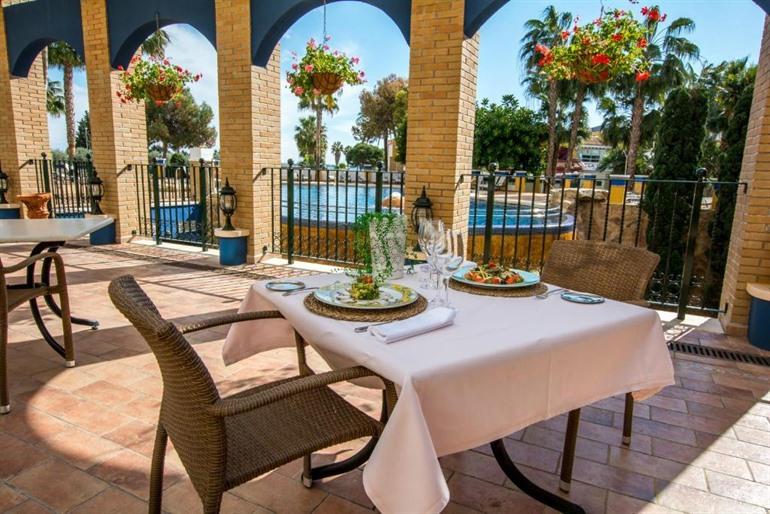 Hotel La Laguna Spa & Golf buchen