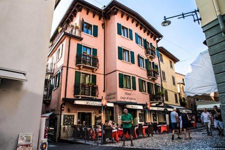 Hotel Lago Di Garda im Zentrum von Malcesine buchen