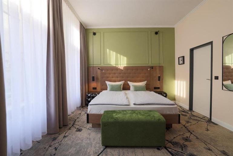 Hotel Lindenhof buchen