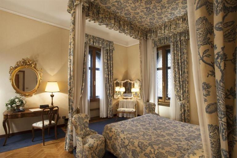 Hotel Posta buchen