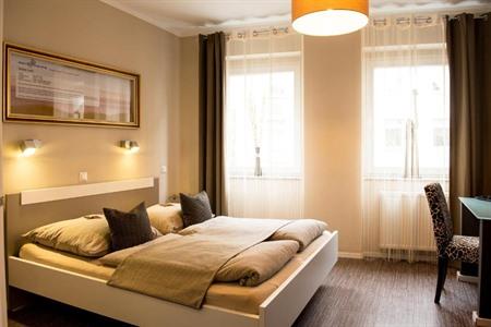 Hotel Sandmanns am Dom buchen