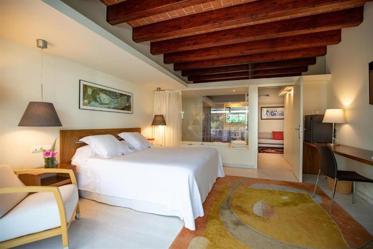 Hotel Tancat de Codorniu buchen