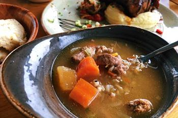 Isländische Lammfleischsuppe