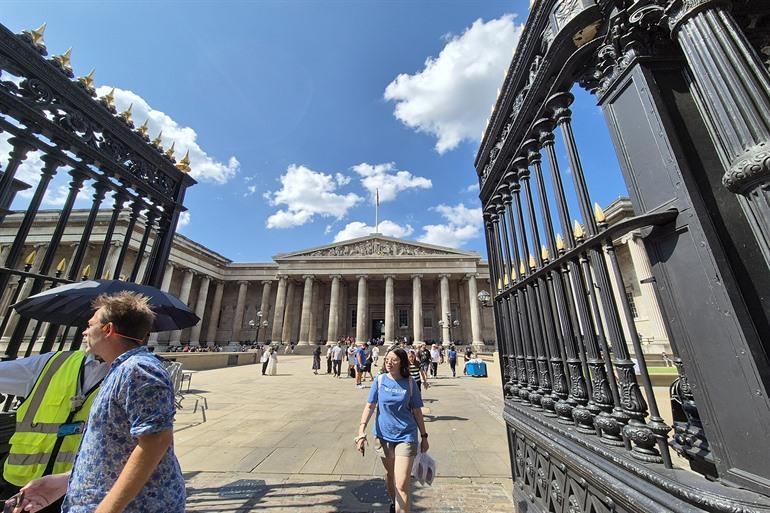 Eingang des British Museum