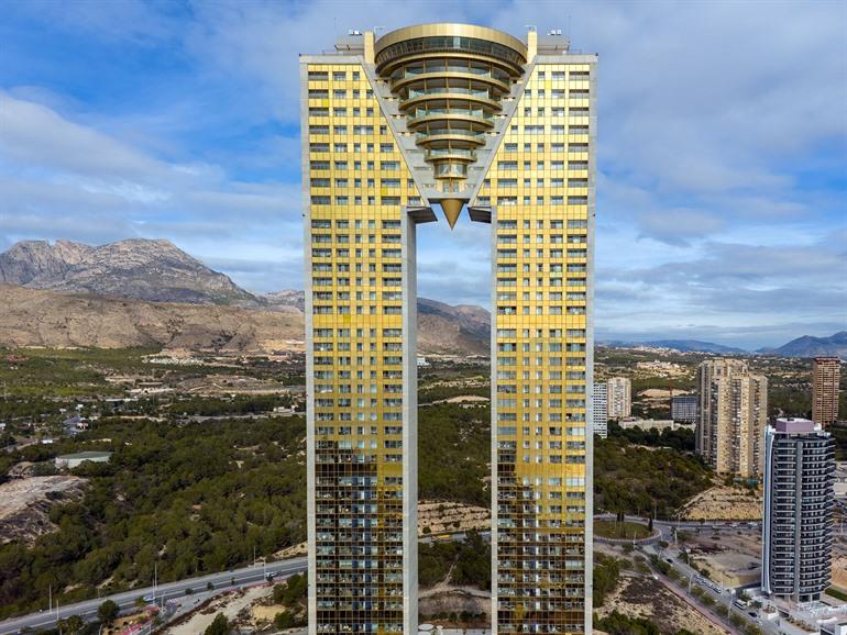 Intempo, ein ikonischer Wolkenkratzer in Benidorm