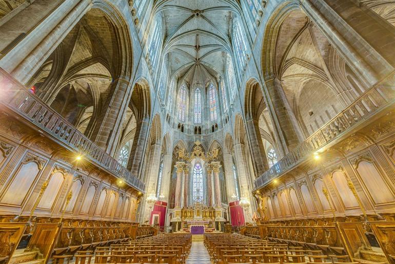Innenraum der Kathedrale Saint-Just-et-Saint-Pasteur in Narbonne