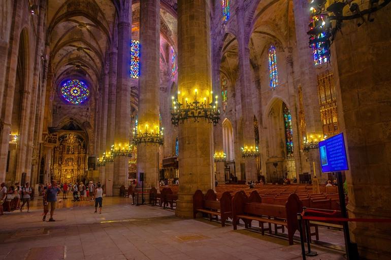 Innenraum der Kathedrale von Palma de Mallorca