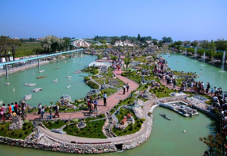 Italien und Miniatura bei Rimini besuchen, Emilia-Romagna