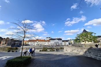 Jachthafenweg in Richtung Kortrijk