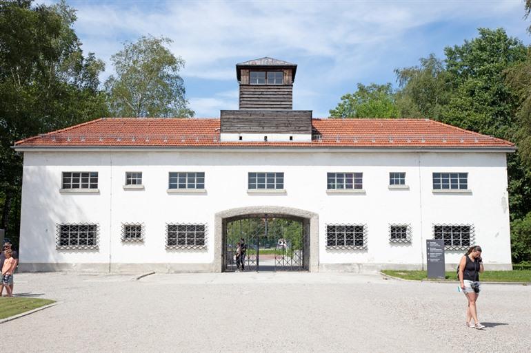 Du kannst Dachau das ganze Jahr über kostenlos besichtigen.