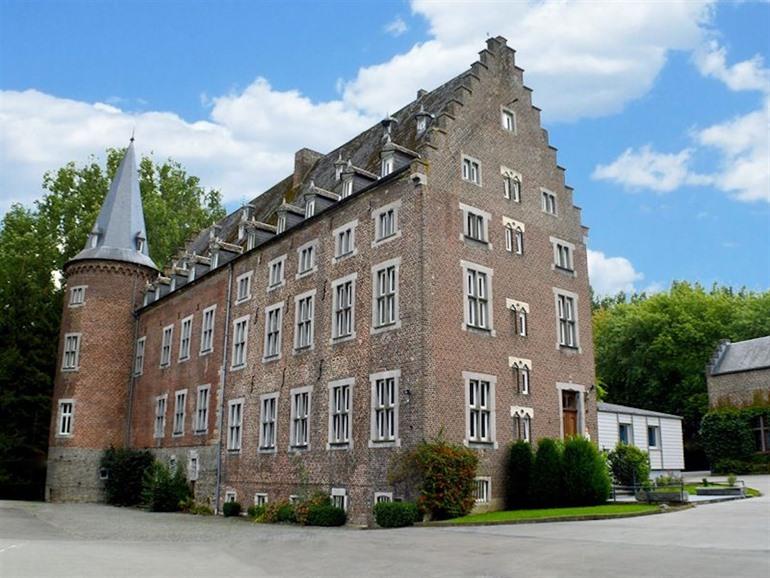 Schloss Obsinnich in Remersdaal, Voerstreek