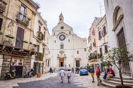 10 Top-Sehenswürdigkeiten in Bari. Unsere Tipps für Ihren Besuch in der Hafenstadt