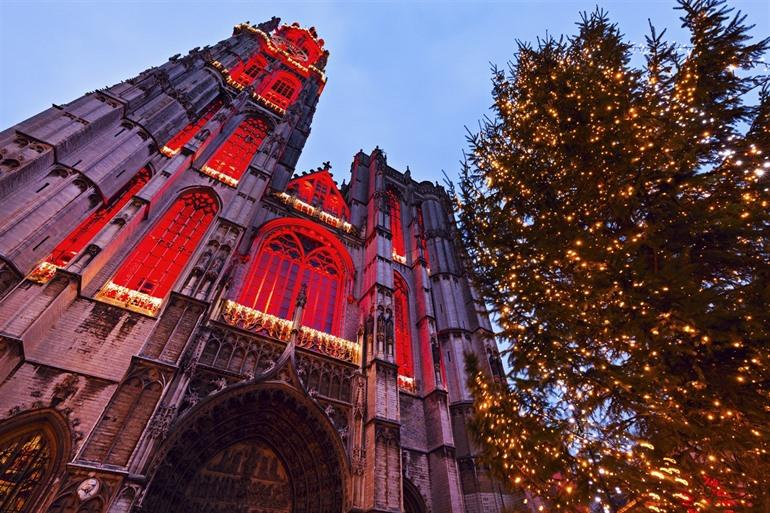 Antwerpen auf dem Weihnachtsmarkt besuchen