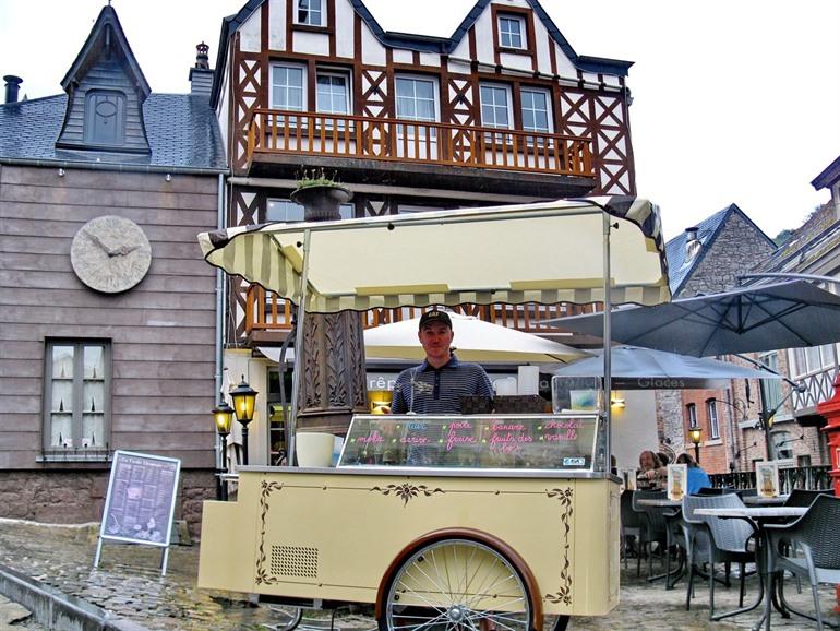 Durbuy Weihnachtsmarkt besuchen