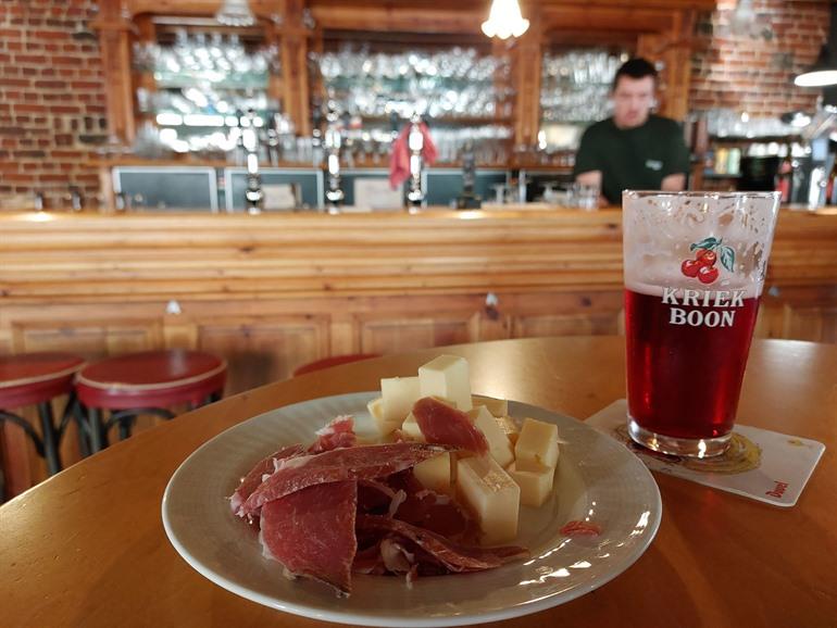 Kleine Brauerei Den Herberg in Halle, Belgien