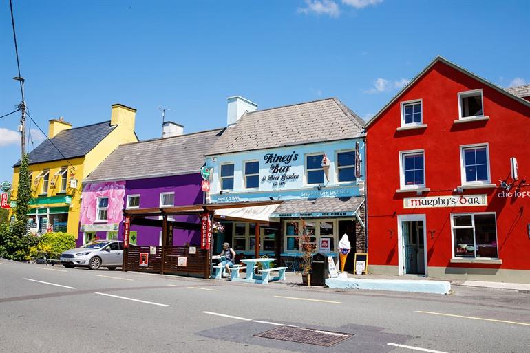Buntes Dorf Eyeries in Irland