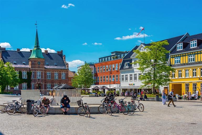 Buntes Stadtzentrum von Silkeborg, Jütland