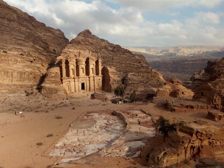 Kloster Ad Deir auf der historischen Stätte Petra, Jordanien