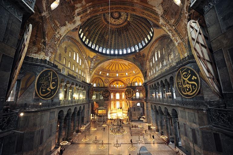 Innenraumkuppel der Hagia Sophia