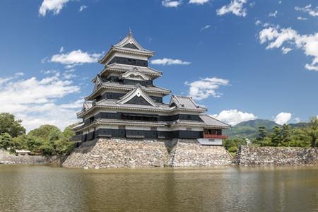 Krähenburg in Matsumoto
