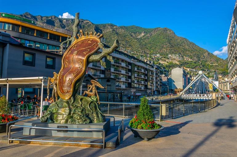 Kunstwerk Die Noblesse der Zeit in Andorra