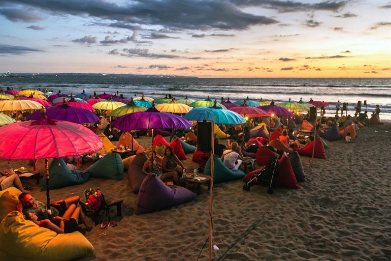 Kuta Beach bei Sonnenuntergang, Seminyak