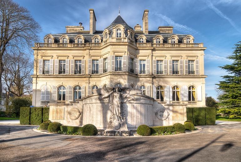 Das Rathaus in Épernay, Champagne-Region