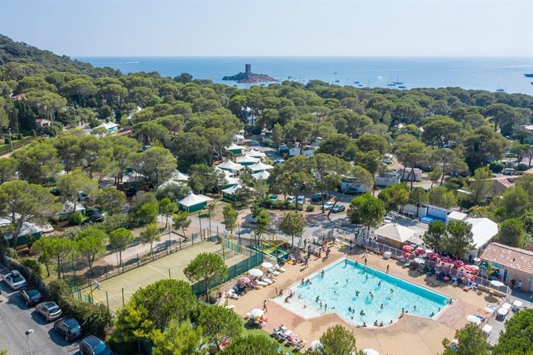Dramont-Strand buchen